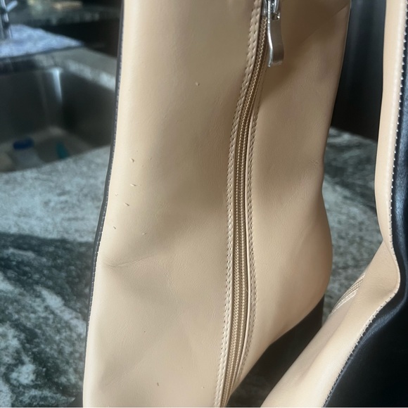 PRINCESS POLLY | Two Sided Story Boots in Black & Cream🖤 - Picture 10 of 13